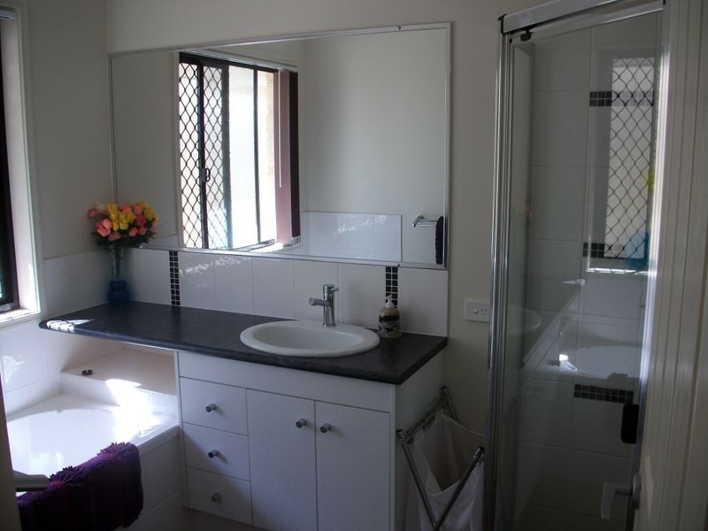 1 Cavanagh Place, Ningi QLD 4511