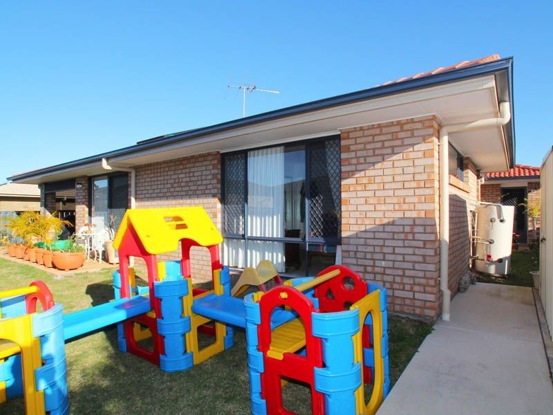 238 Bestmann Road, Sandstone Point QLD 4511