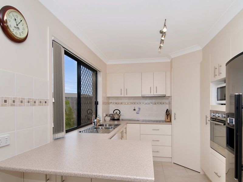 23 Sandheath Place, Ningi QLD 4511