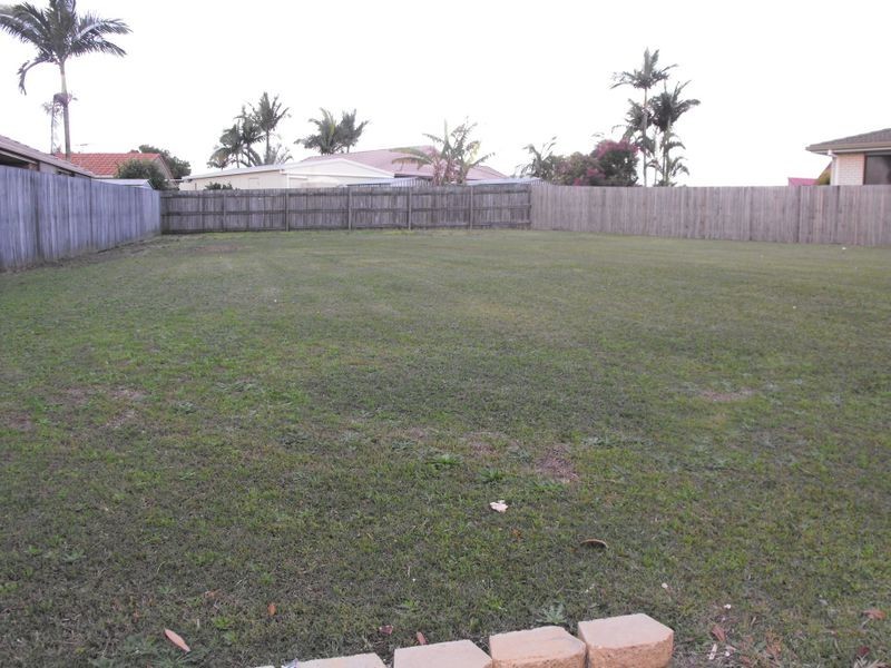 26 Lachlan Crescent, Sandstone Point QLD 4511