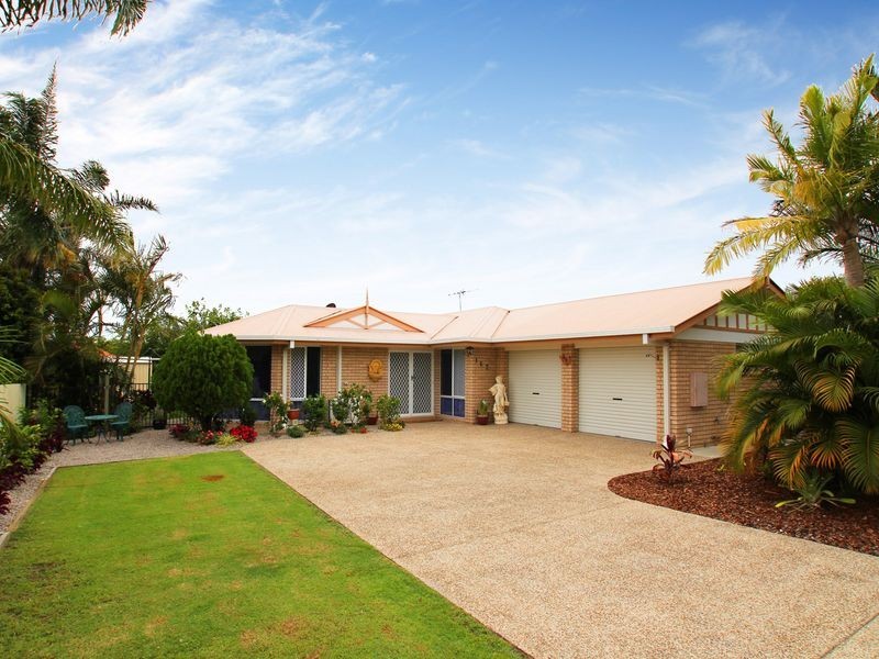 162 Bestmann Road East, Sandstone Point QLD 4511