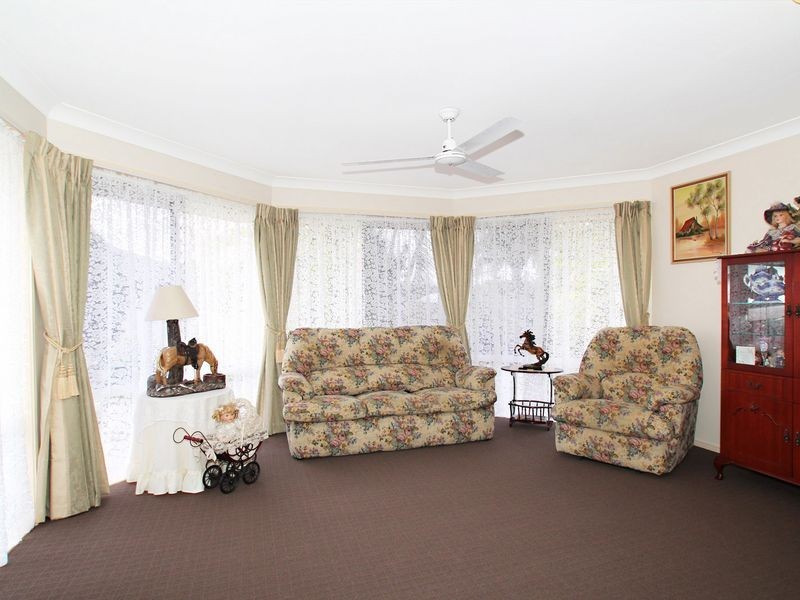 162 Bestmann Road East, Sandstone Point QLD 4511