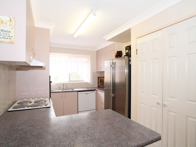 162 Bestmann Road East, Sandstone Point QLD 4511