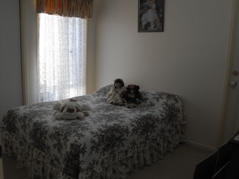 162 Bestmann Road East, Sandstone Point QLD 4511