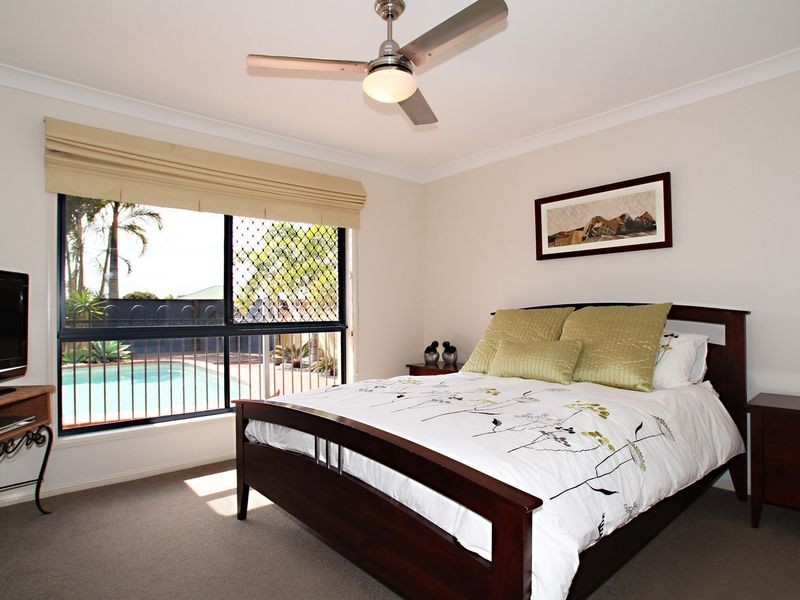 4 Seaforth Street, Sandstone Point QLD 4511