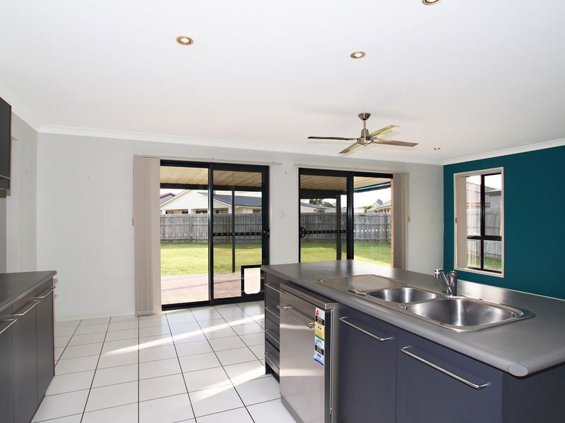 251 Bestmann Road, Sandstone Point QLD 4511
