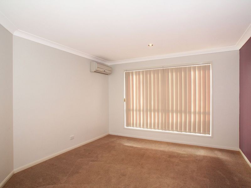 251 Bestmann Road, Sandstone Point QLD 4511