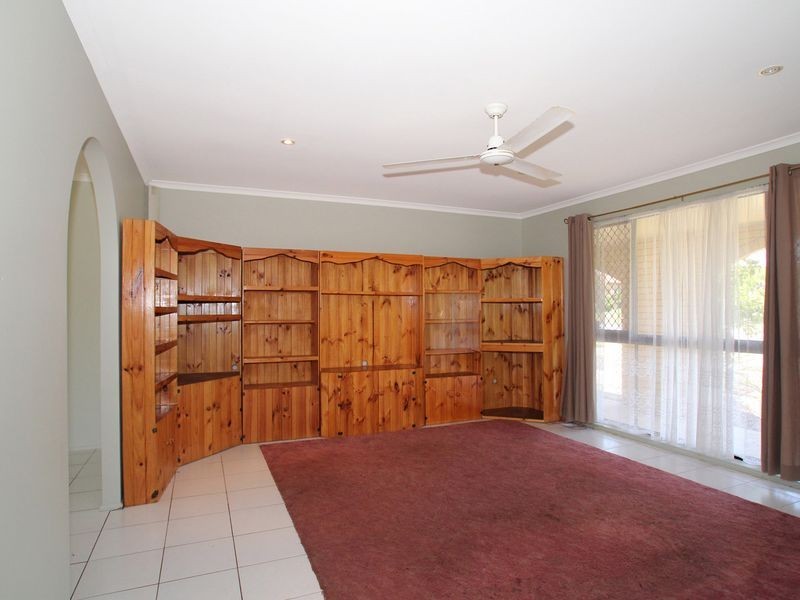 65 Bestmann Road East, Sandstone Point QLD 4511