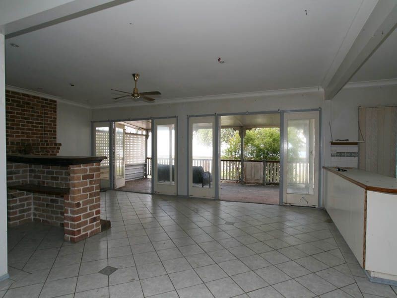 233 Welsby Parade, Bongaree QLD 4507