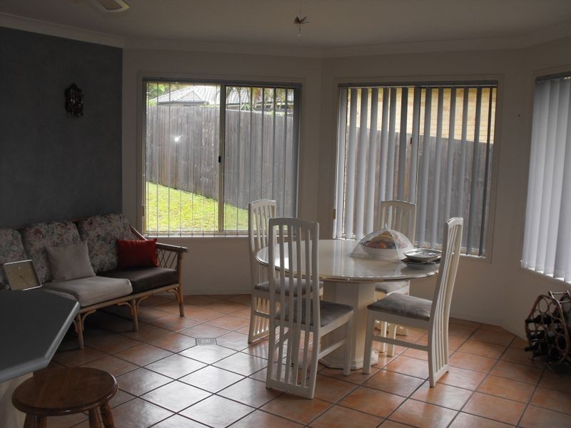 14 Scarborough Court, Sandstone Point QLD 4511