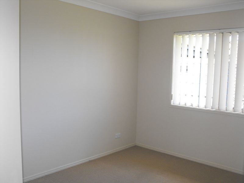 39 Mossman Way, Sandstone Point QLD 4511