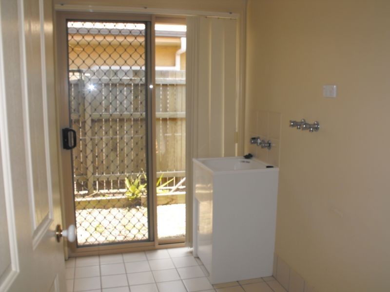 39 Mossman Way, Sandstone Point QLD 4511