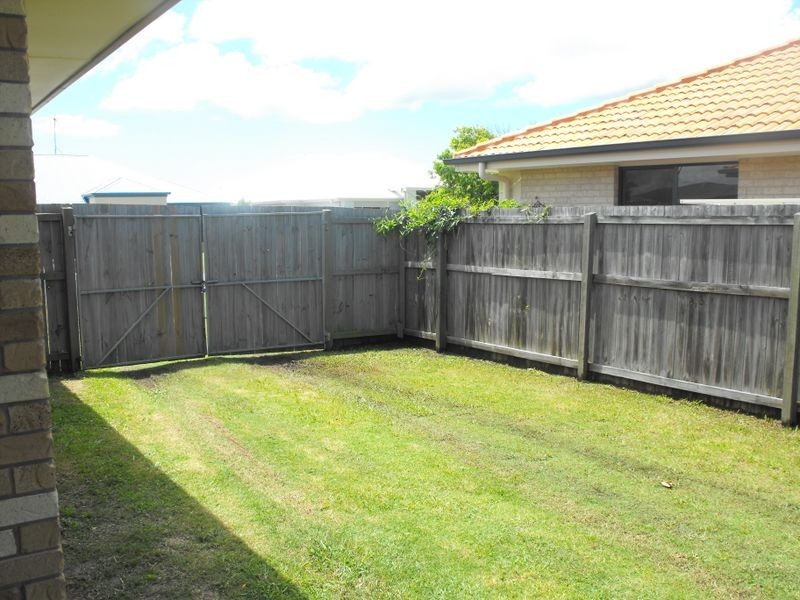 39 Mossman Way, Sandstone Point QLD 4511