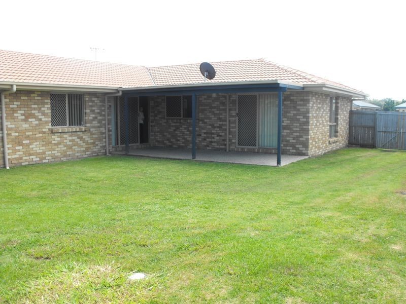 39 Mossman Way, Sandstone Point QLD 4511