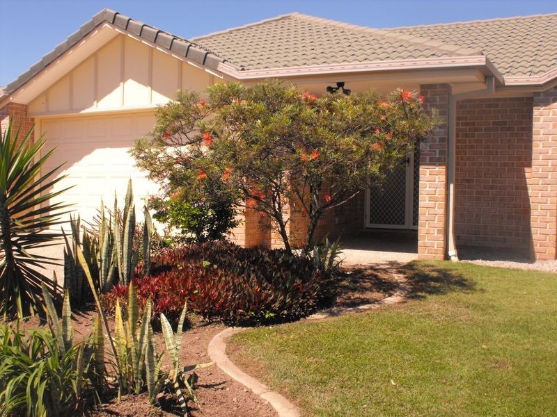 217 Bestmann Road, Sandstone Point QLD 4511