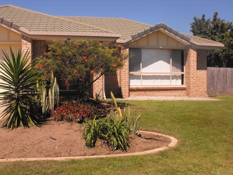 217 Bestmann Road, Sandstone Point QLD 4511