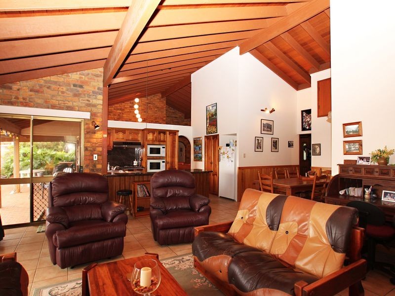 17 Clark Terrace, Sandstone Point QLD 4511