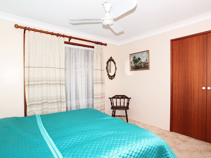 17 Clark Terrace, Sandstone Point QLD 4511