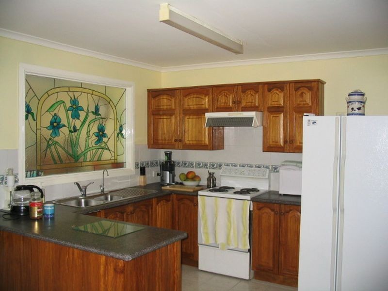 6 Rose Avenue, Ningi QLD 4511