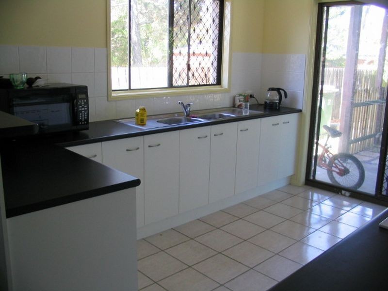 6 Rose Avenue, Ningi QLD 4511