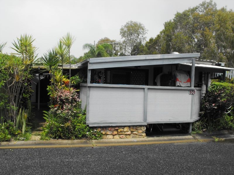 Site 101 Silver Shores Caravan Park, Sandstone Point QLD 4511