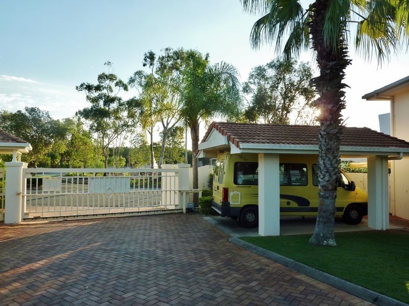 10/18 Spinnaker Drive, Sandstone Point QLD 4511