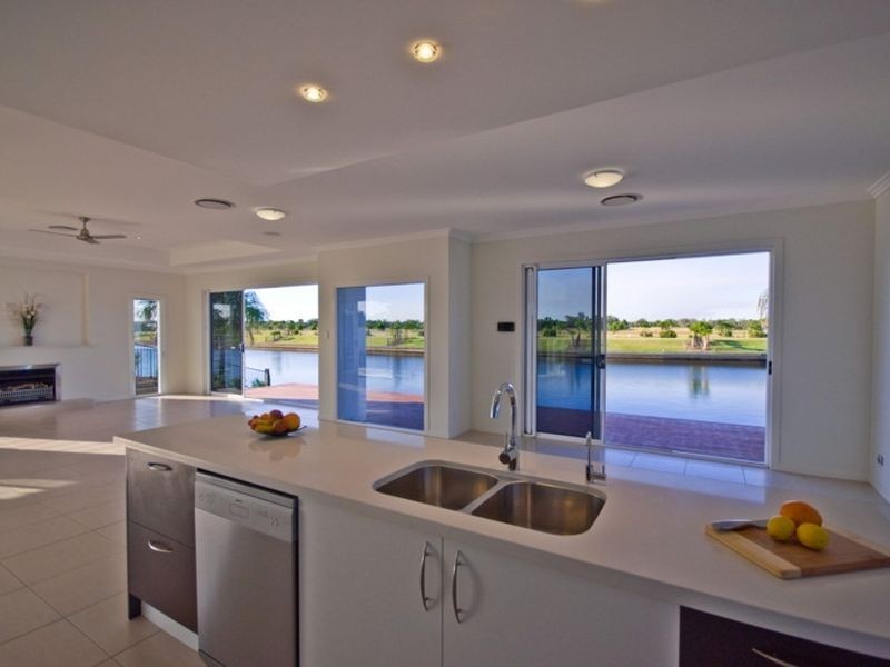 151 Marina Boulevarde, Banksia Beach QLD 4507