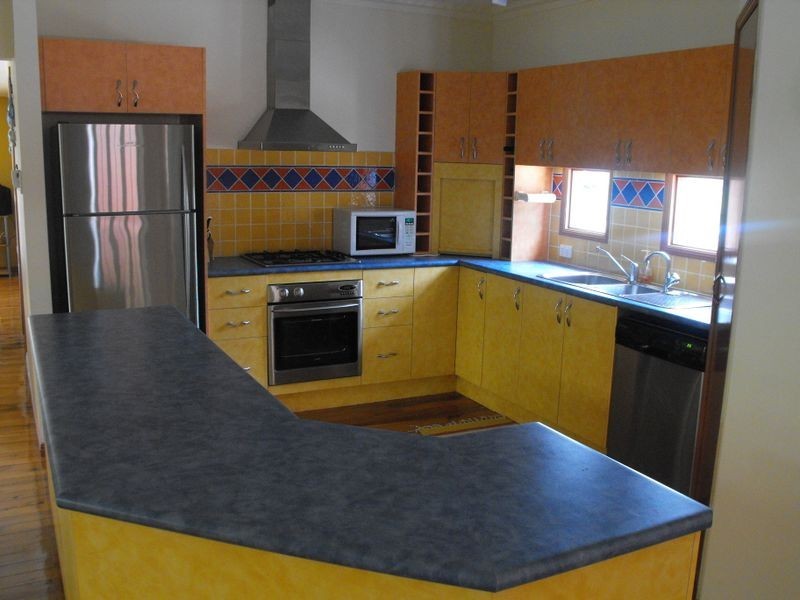 13 Hutchinson Street, Woorim QLD 4507