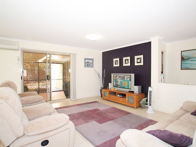 115 Carpenter Way, Sandstone Point QLD 4511