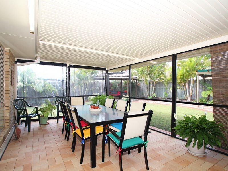 115 Carpenter Way, Sandstone Point QLD 4511