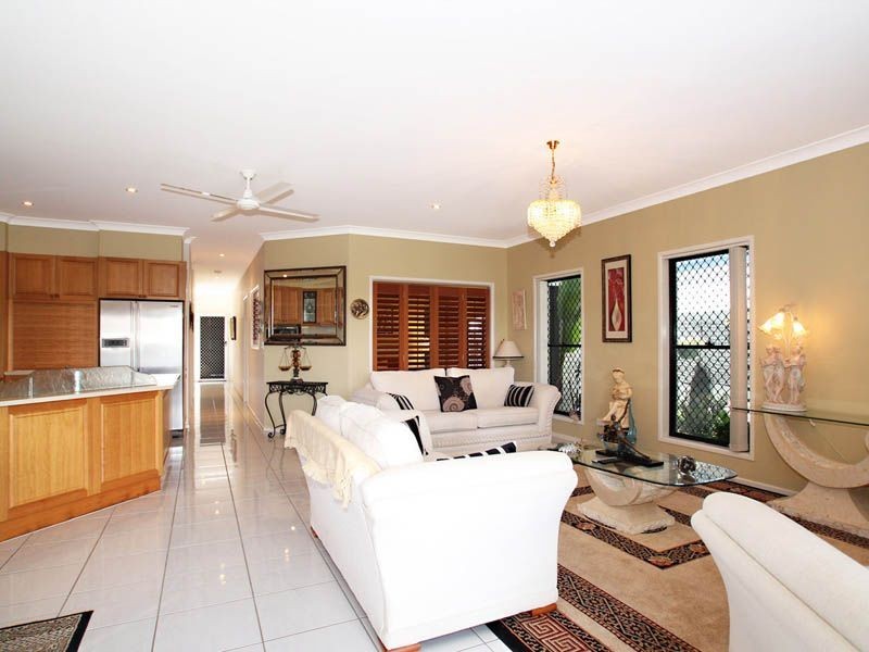 2/68 Pacific Drive, Banksia Beach QLD 4507