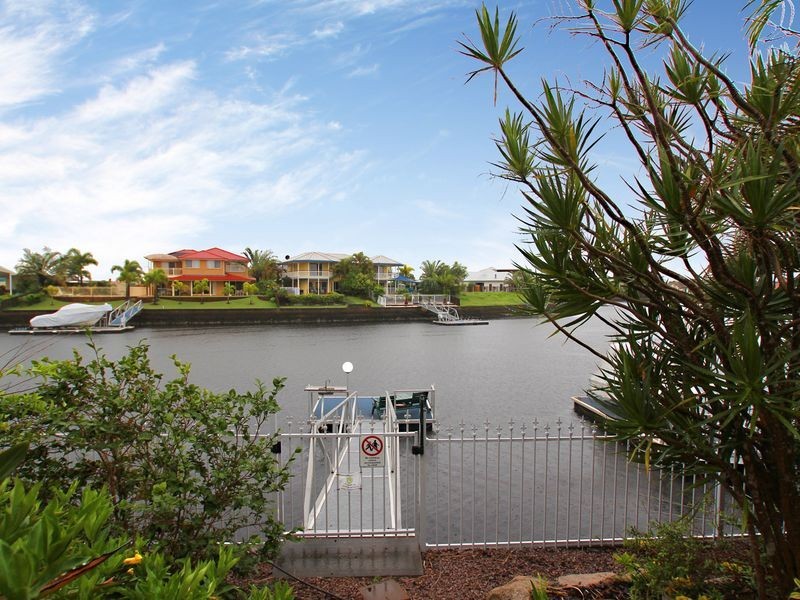 2/50 Pacific Drive, Banksia Beach QLD 4507