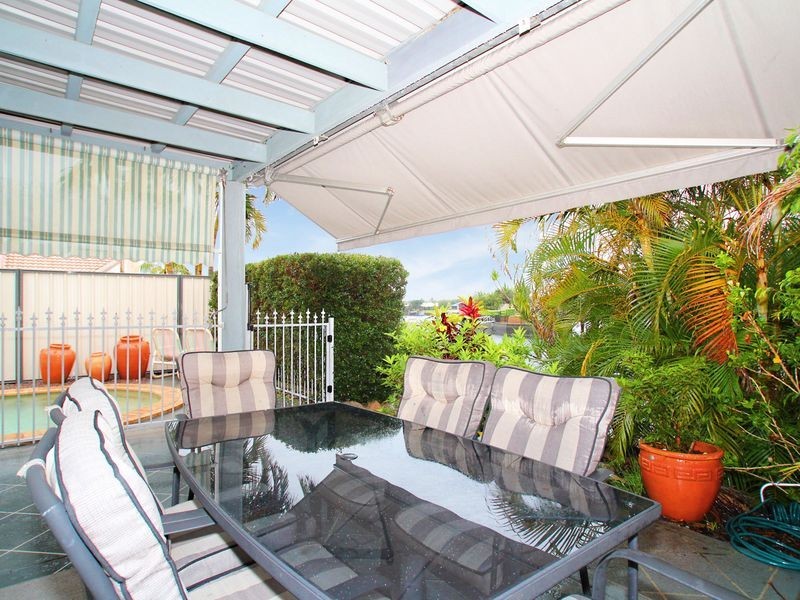 2/50 Pacific Drive, Banksia Beach QLD 4507