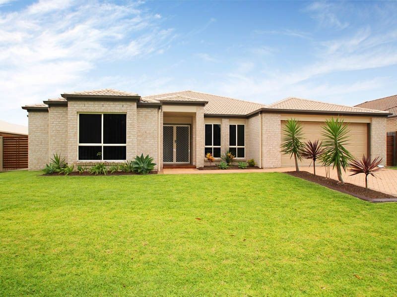 34 Kooringal Way, Sandstone Point QLD 4511