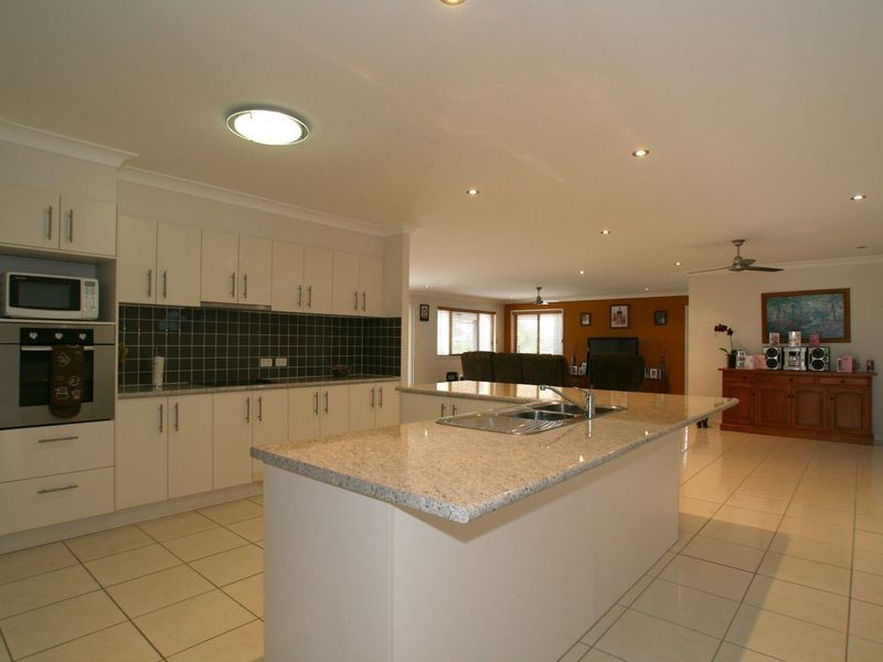 30 Gecko Place, Ningi QLD 4511