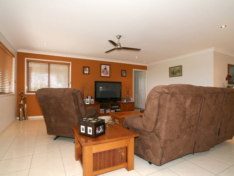 30 Gecko Place, Ningi QLD 4511