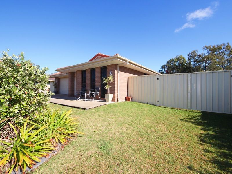 14 Myora Place, Sandstone Point QLD 4511