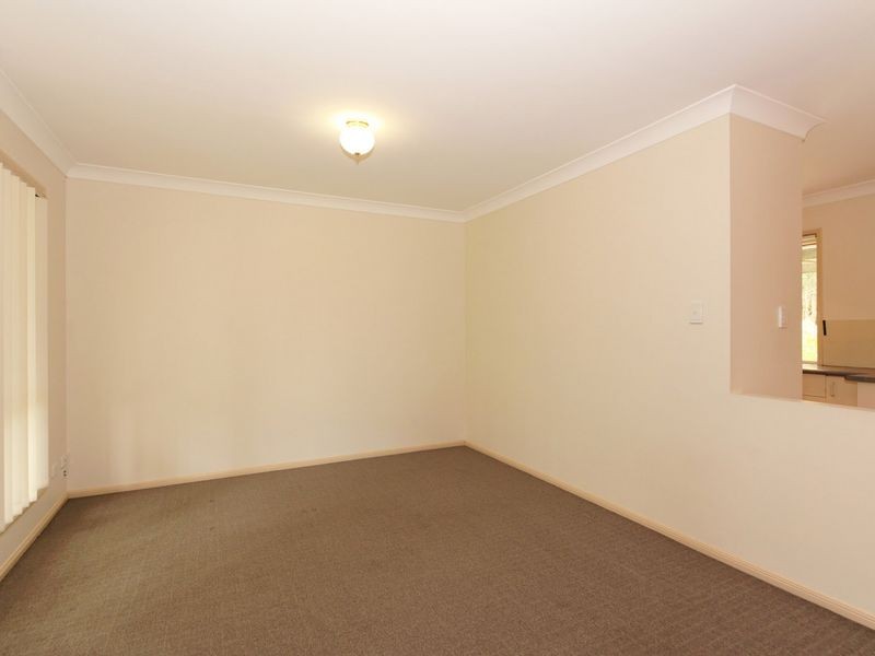 17 Bream Court, Sandstone Point QLD 4511