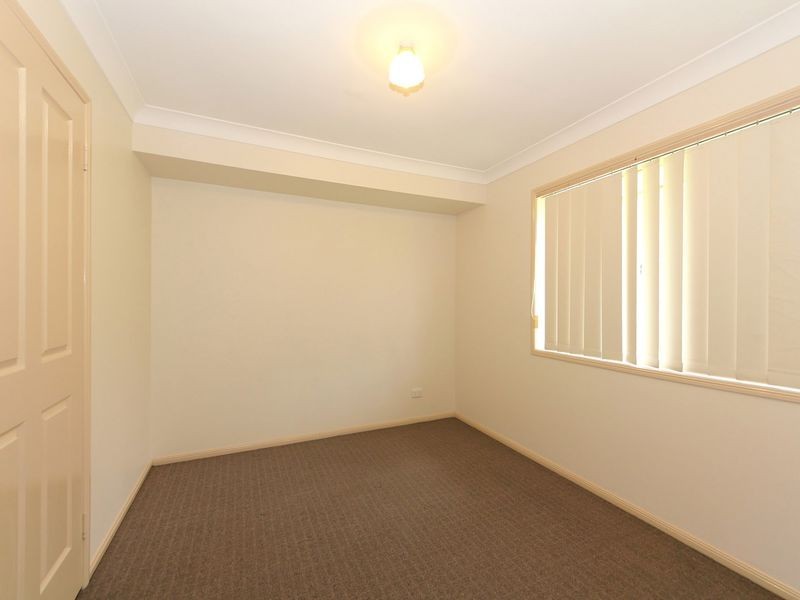 17 Bream Court, Sandstone Point QLD 4511