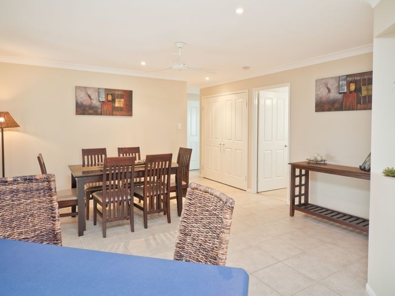 8 Wategoes Street, Sandstone Point QLD 4511