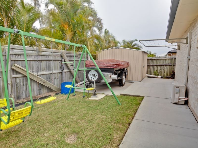 8 Wategoes Street, Sandstone Point QLD 4511