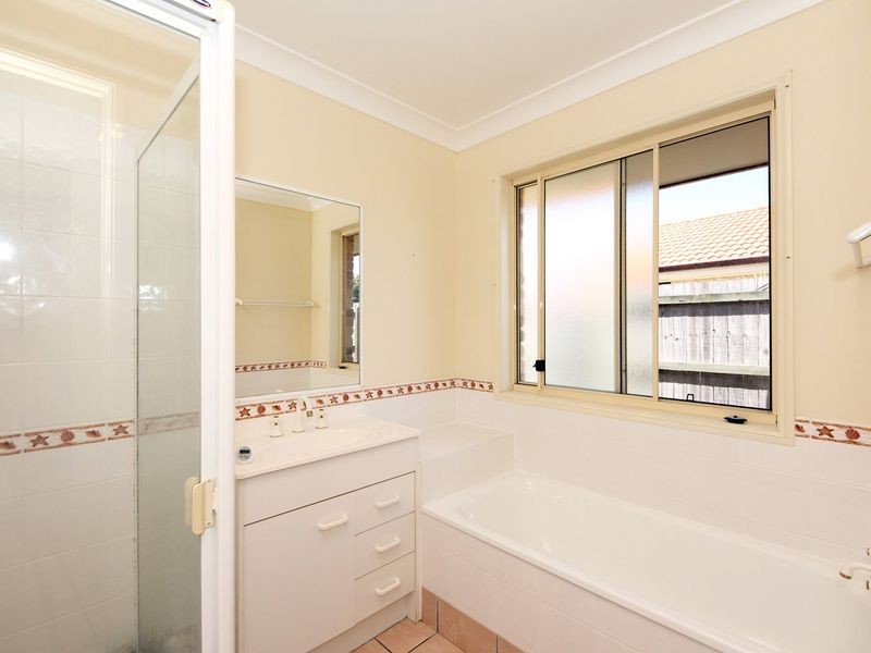 96 Carpenter Way, Sandstone Point QLD 4511