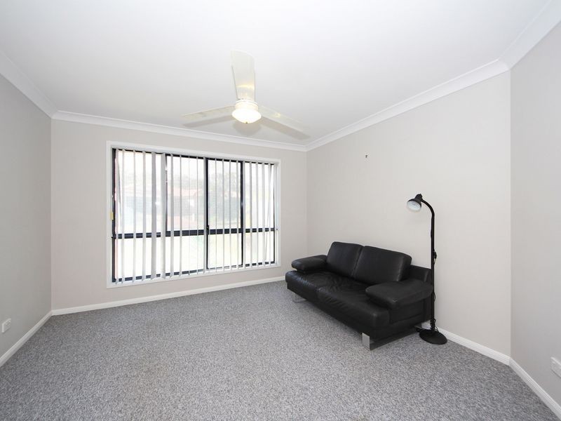 33 Corrimal Place, Sandstone Point QLD 4511