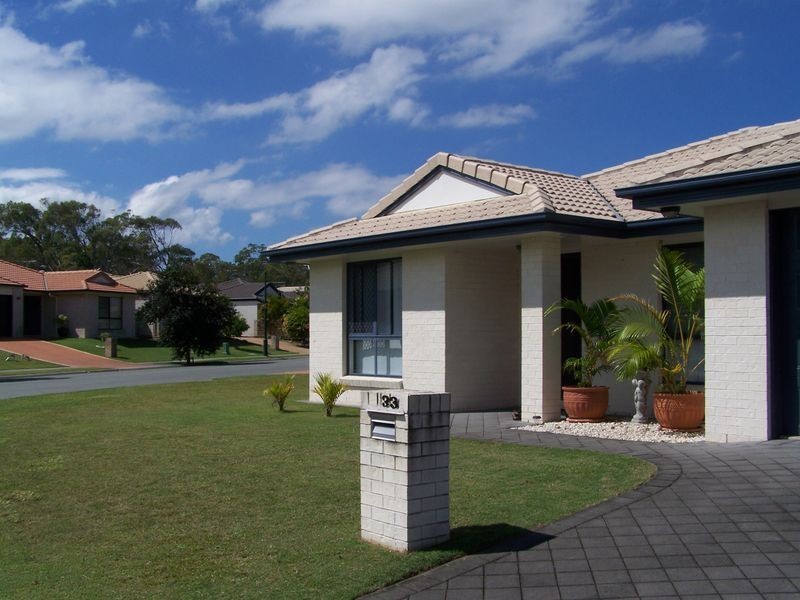 33 Corrimal Place, Sandstone Point QLD 4511