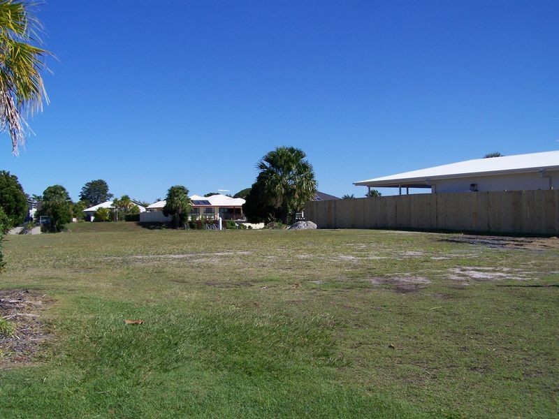 9 The Promontory, Banksia Beach QLD 4507