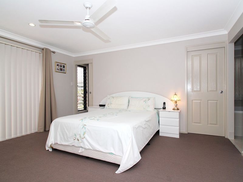 128 Carpenter Way, Sandstone Point QLD 4511