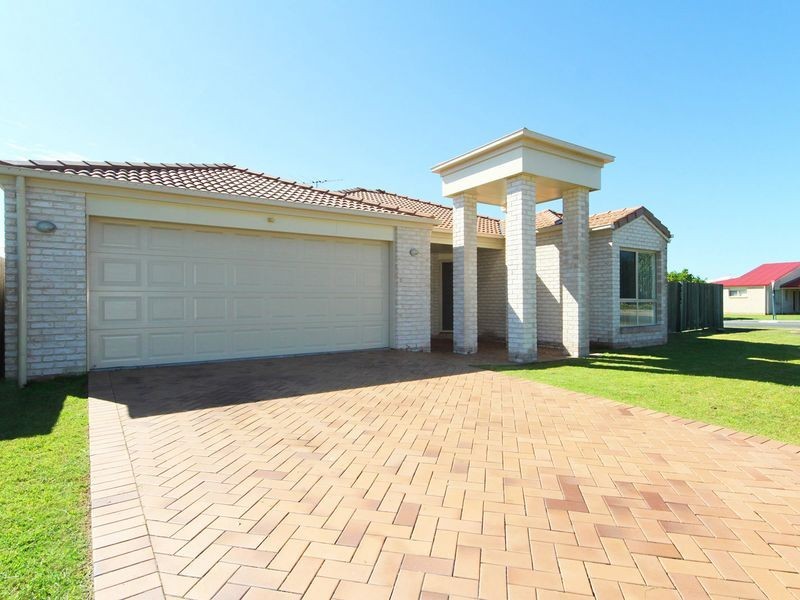 53 Corrimal Place, Sandstone Point QLD 4511