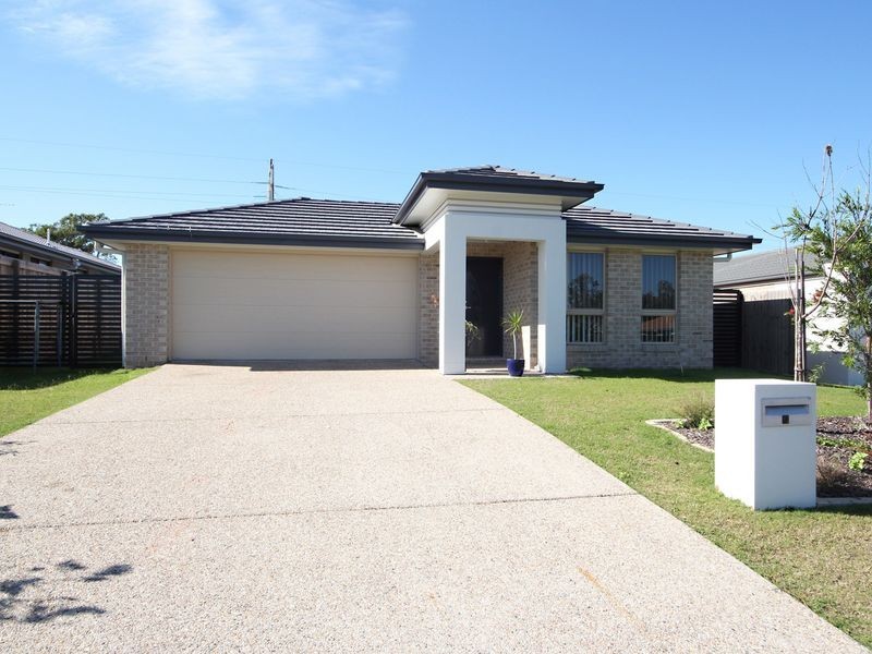 6 Water Gum Crescent, Sandstone Point QLD 4511