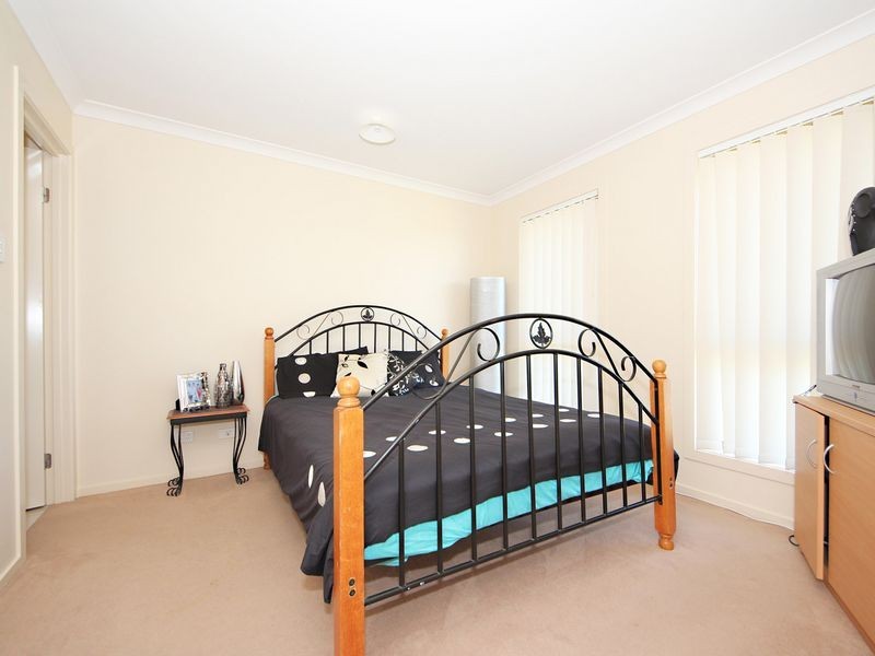 6 Water Gum Crescent, Sandstone Point QLD 4511