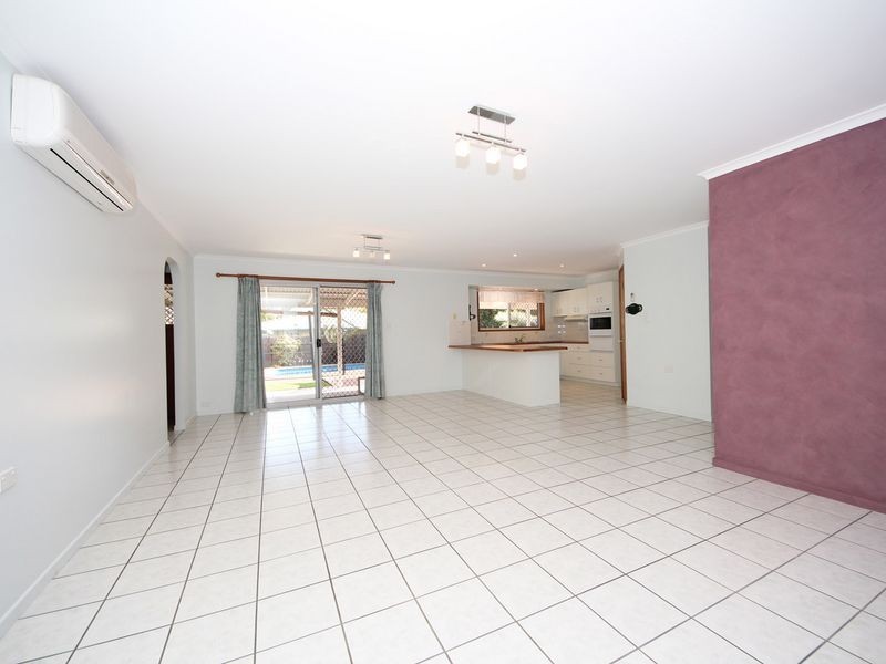 3 Perch Circuit, Sandstone Point QLD 4511